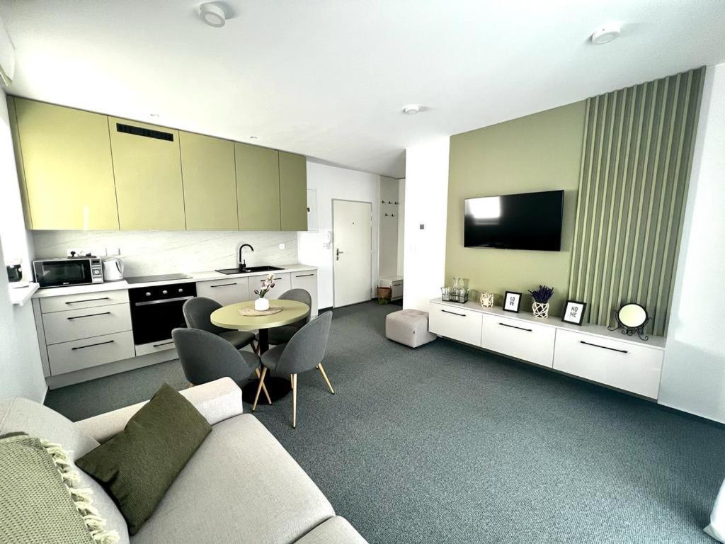 Urban Green Apartment Ліптовський Мікулаш Екстер'єр фото